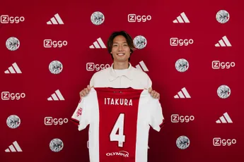 Ajax presenteert Itakura als vijfde nieuwe speler deze zomer; Japanner tekent tot medio 2029