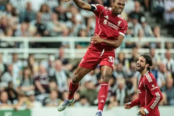 Buitenland: Gravenberch scoort voor Liverpool en wint van Newcastle United