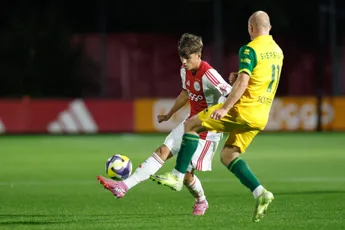 Van der Vaart na basisdebuut: 'Dat is het sleuteltje om zo ver mogelijk te komen'