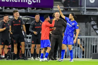 Van den Brom begint ambtstermijn als trainer FC Twente met ruime zege op Sparta Rotterdam