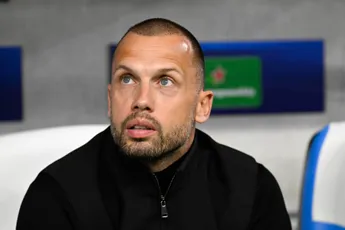 Heitinga niet bang voor ontslag: 'Of ik me zorgen maak om mijn positie? Nee'