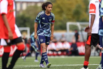 Oppermachtig Ajax O15 kroont zich na klinkende zege tot zeer verdiende najaarskampioen