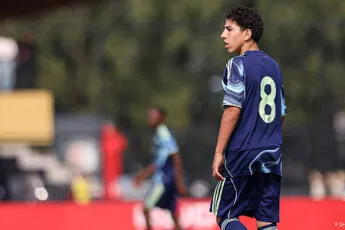 Tien Ajax-talenten naar Duitsland voor indoor boardingtoernooi met Europese topploegen