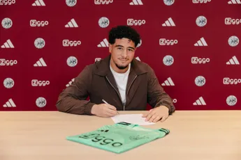 El Hani tekent zijn eerste profcontract bij Ajax; keeper wordt tot medio 2026 vastgelegd