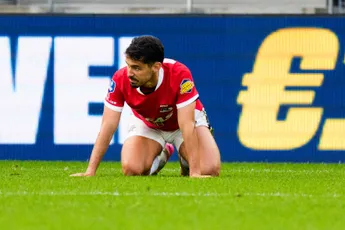 AZ pakt snelle rode kaart en krijgt pak slaag van 'de nummer vijf' van Cyprus