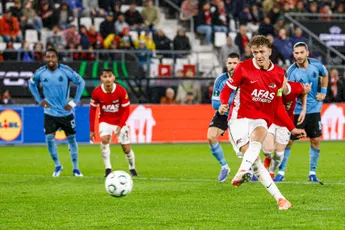 AZ wint makkelijk van Slovan Bratislava en boekt eerste Europese overwinning van dit seizoen