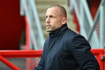 Afellay vindt dat Heitinga beter tegen kritiek moet kunnen: 'Anders moet je O11 gaan trainen'