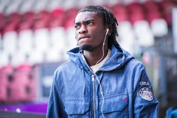 Geruchtenmolen: 'Ajax wil verlengen, maar Mokio wil volgende stap in carrière zetten'