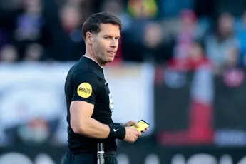 Driessen fileert arbitrage na afgekeurde goal Weghorst: 'Dan denk ik: Makkelie, wat ben je ver gezakt'