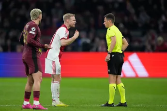 Klaassen ziet na oorwassing gebrek aan spelontwikkeling bij Ajax: 'Ook tegen Telstar en noem maar op'
