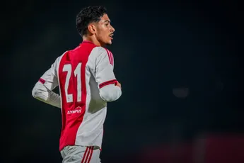 Talent van 'natuurlijke doelpuntenmaker' Ünüvar valt op: 'Emre leeft op doelpunten'