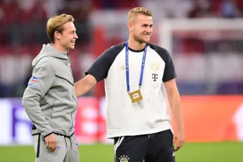 De Ligt en De Jong leven mee met Ajax: 'Pijn aan de ogen? Niet altijd, maar je ziet ze liever winnen'