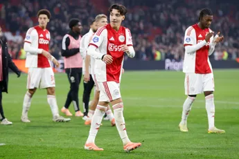 Rondom Ajax: Bounida laat van zich horen nadat hij te laat kwam bij teamontbijt