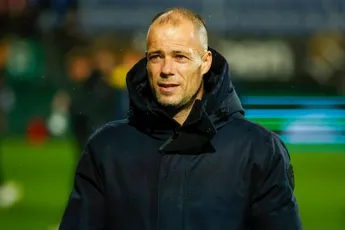 Buijs niet te spreken over scheidsrechter Van der Eijk: 'Ik vond hem heel warrig fluiten'