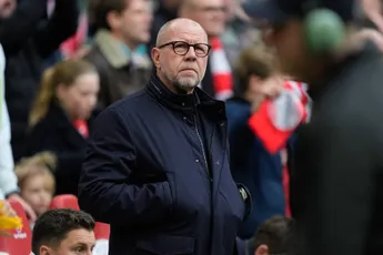 Derksen niet te spreken over Grim: 'Keepers spreken alleen maar wartaal over voetbal'