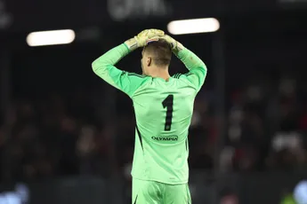 Heerkens wacht geduldig op kans in Ajax 1: 'Ben nog jong, dus ik heb de tijd'