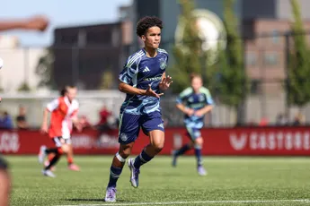 Ajax O17 gaat onderuit in mini-Klassieker, Ajax O15 boekt overtuigende zege