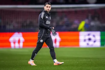 Grim wil jeugd de kans geven bij Ajax en spreekt met zomeraanwinst Moro