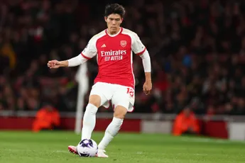 'Ajax op hoofdlijnen akkoord met Japans-international Tomiyasu'