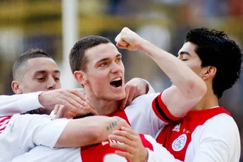 Vermaelen zal Ajax altijd dankbaar zijn: 'Je neemt die Amsterdamse mentaliteit gewoon over'