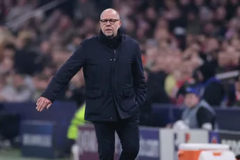 Grim ziet duidelijk verbeterpunt bij Ajax: 'Het moet allemaal iets mannelijker'