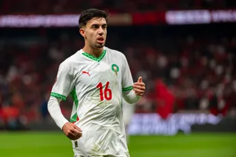 Geruchtenmolen: 'Ajax moet al streep zetten door komst mogelijke vervanger van Moro'