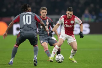 Steur krijgt complimenten, maar teamgenoot moet het ontgelden: 'Compleet tegenovergestelde'