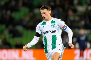 'Resink nog altijd geen Benfica-speler, Ajax houdt situatie nauwlettend in de gaten'