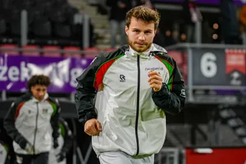 Proper kijkt uit naar duel met Ajax: 'Hopen te winnen en op drie punten voorsprong te komen'