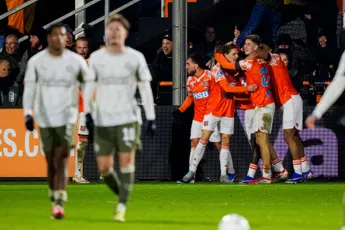 Koploper PSV laat zich verrassen op bezoek bij FC Volendam