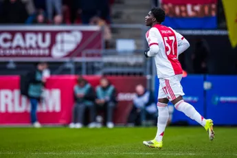 Ajax-debutant Johnson leeft zijn droom: 'Nu speel ik in het echte Ajax'