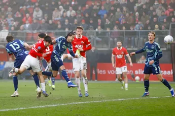 Zwart: 'Ajax heeft alle geluk van de wereld dat het met een punt kan weglopen'