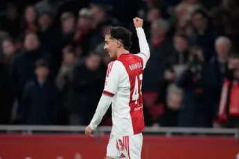 Van der Vaart geniet: 'Bounida meest tweebenige speler sinds Sneijder’