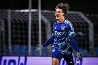 Vink ziet zoon Skye goede ontwikkeling doormaken: 'Bij Jong Ajax moet je zelf opvallen'