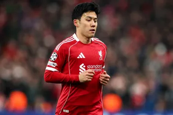 Geruchtenmolen: 'Ajax toont interesse in Japanners Endo en Morita'