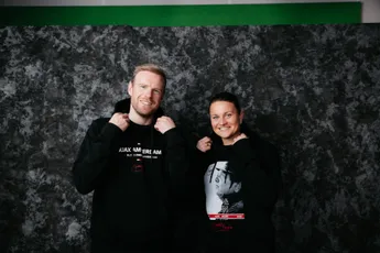 Ajax brengt bijzondere André Hazes-kledinglijn uit: ode aan volkszanger en de club