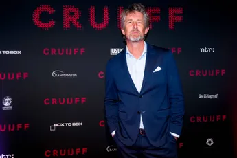 Van der Sar vol lof over zijn ontdekker Cruijff: 'Allesweter, hij is altijd iets beter dan de rest'