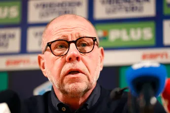 Grim krijgt kritische vragen na laat wisselen tegen FC Groningen: 'Te laat zeer zeker niet'