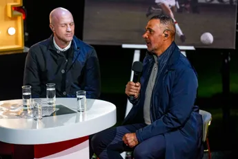 Gullit voorafgaand aan Cruijff-documentaire uitgefloten: 'Ik vond het hilarisch'