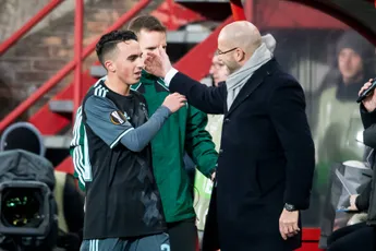 Bosz emotioneel na vraag over Nouri: 'Daar wil ik niet naar kijken; ik vind dat moeilijk'