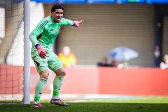 El Hani kent pijnlijk debuut voor Jong Ajax, dat enorm pak slaag krijgt van Vitesse