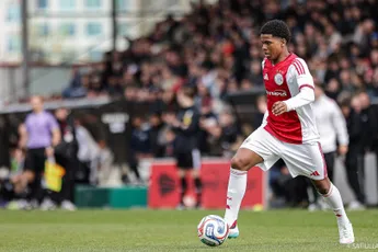 Deze dertien jeugdspelers vertrekken bij Ajax