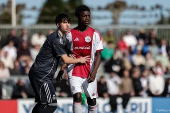 Darko tekent eerste profcontract bij Ajax, Beuker reageert verheugd