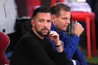 Vroege rode kaart doet Farioli de das om; FC Porto uitgeschakeld in Europa League