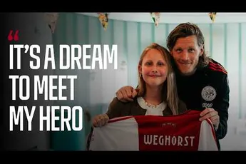 Ajax TV | Wout Weghorst surprises his biggest fan in the children’s hospital ♥️