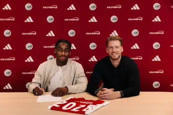 Amour legt uit waarom zijn eerste profcontract bij Ajax zo bijzonder is