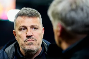 García heeft minder goed nieuws over drietal van Ajax; Tomiyasu twijfelgeval voor Heracles-uit