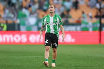 Geruchtenmolen: 'Ajax bereid om zeer aantrekkelijk bod te doen op Real Betis-doelwit'