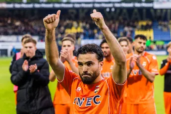 Willem II zet op emotionele avond eerste stap richting halve finale play-offs