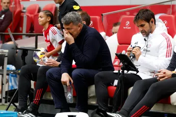 García hard maar rechtvaardig voor Ajax-spelers: 'Twee opties: huilen of snel opstaan'